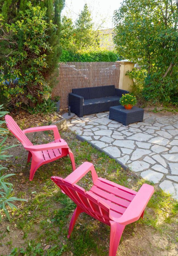 Studio Au Calme Tout Confort Proche Des Plages - Jardin Wifi Parking เฟรฌูส ภายนอก รูปภาพ